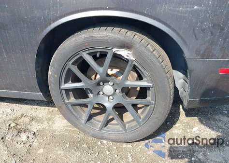 2015 Dodge Challenger R/T Scat Pack z USA, uszkodzony, nr VIN 2C3CDZFJXFH718427